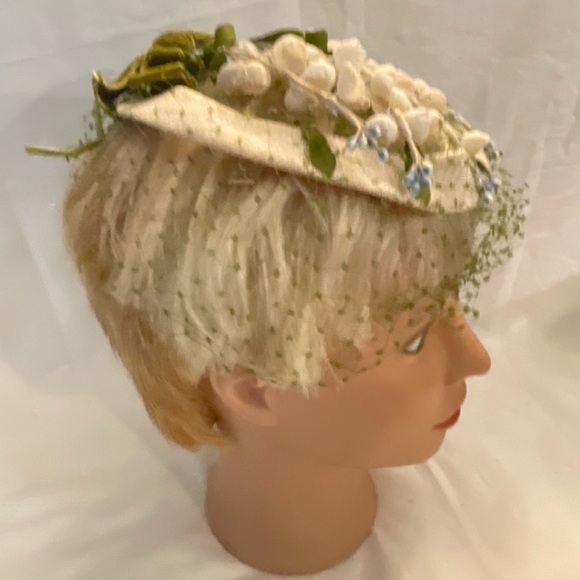 Vintage Lilly of the Valley Ladies Hat 2 Hair Combs Netting, Excellent Condition - Picture 8 of 13